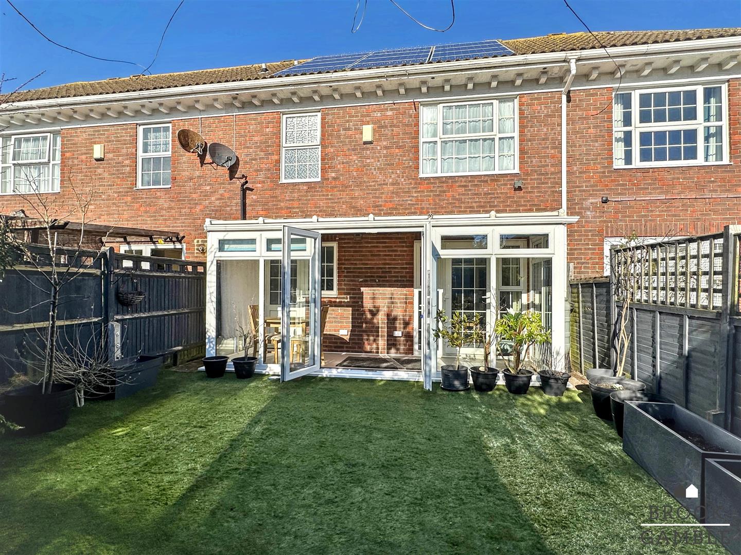 3 Bedroom House. Upperton Road in Eastbourne,  13
